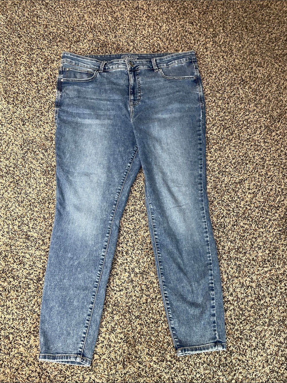 Maurices High Rise Stretch Skinny Jeans in Medium Blue Wash Plus Size 22W NWOT